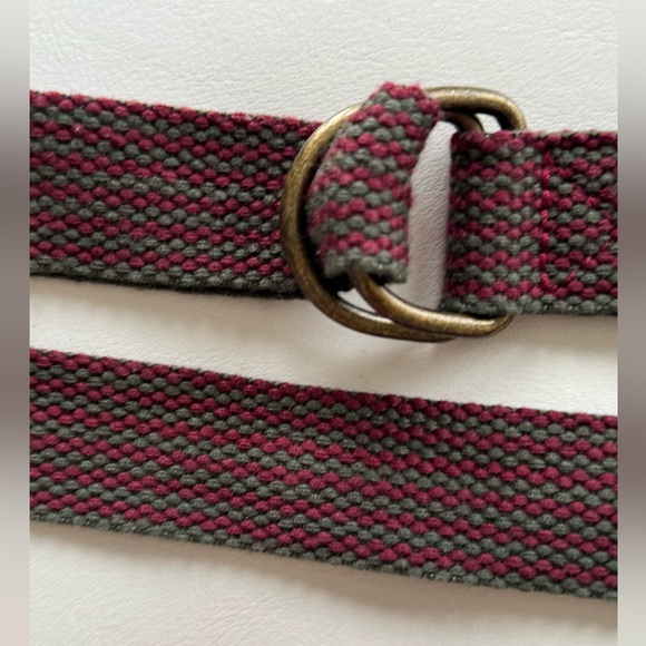 Boy’s size L canvas belt - Picture 1 of 5